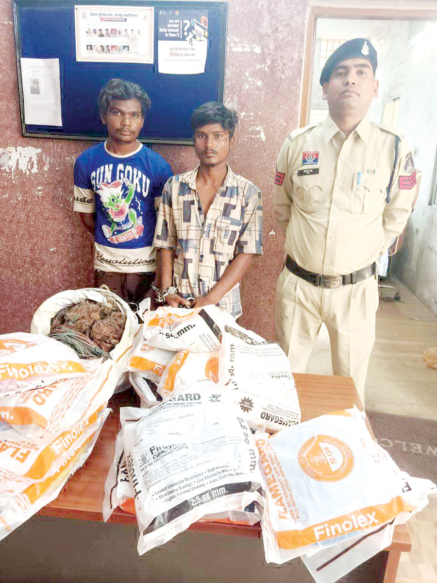 निमार्णाधीन मकान में सेंधमारी करने वाले 2 पकड़ाए निमार्णाधीन मकान में सेंधमारी करने वाले 2 पकड़ाए