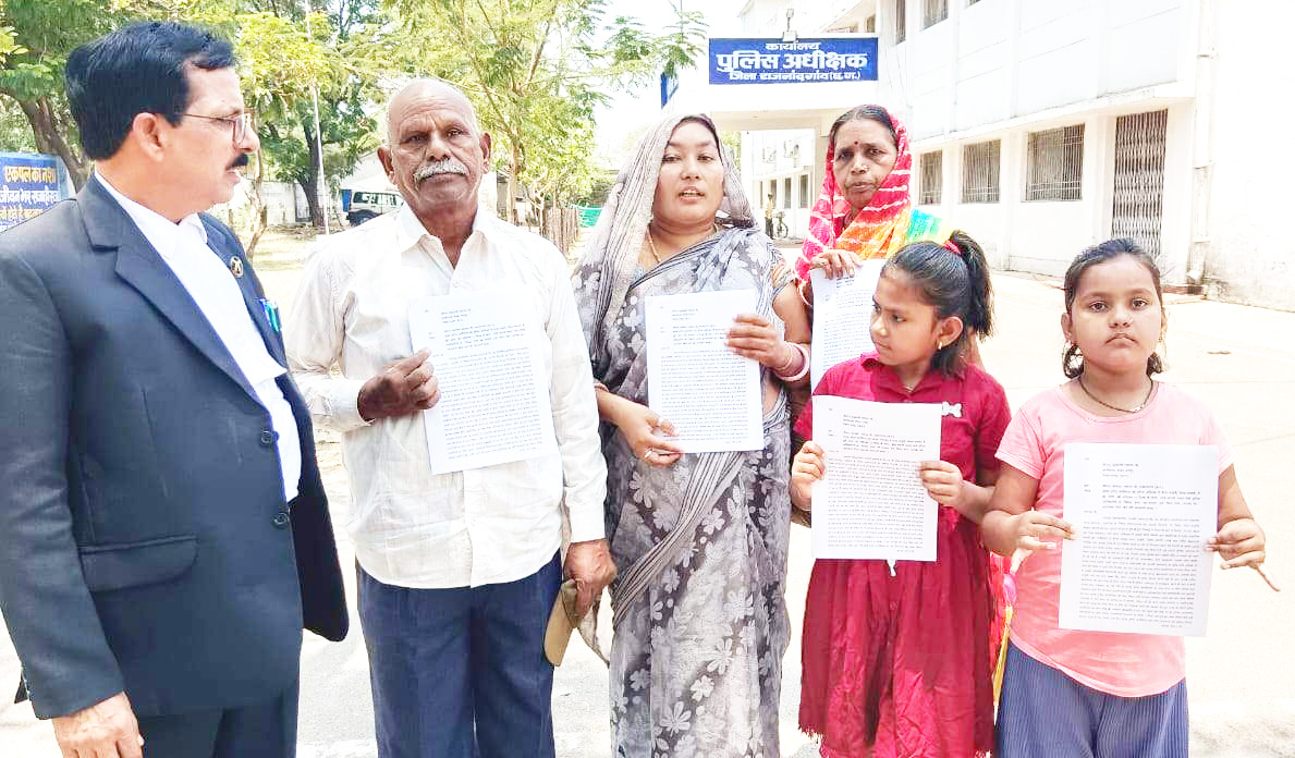 पुलिस अभिरक्षा में मौत, दोषियों पर  हत्या मामला दर्ज करने की मांग