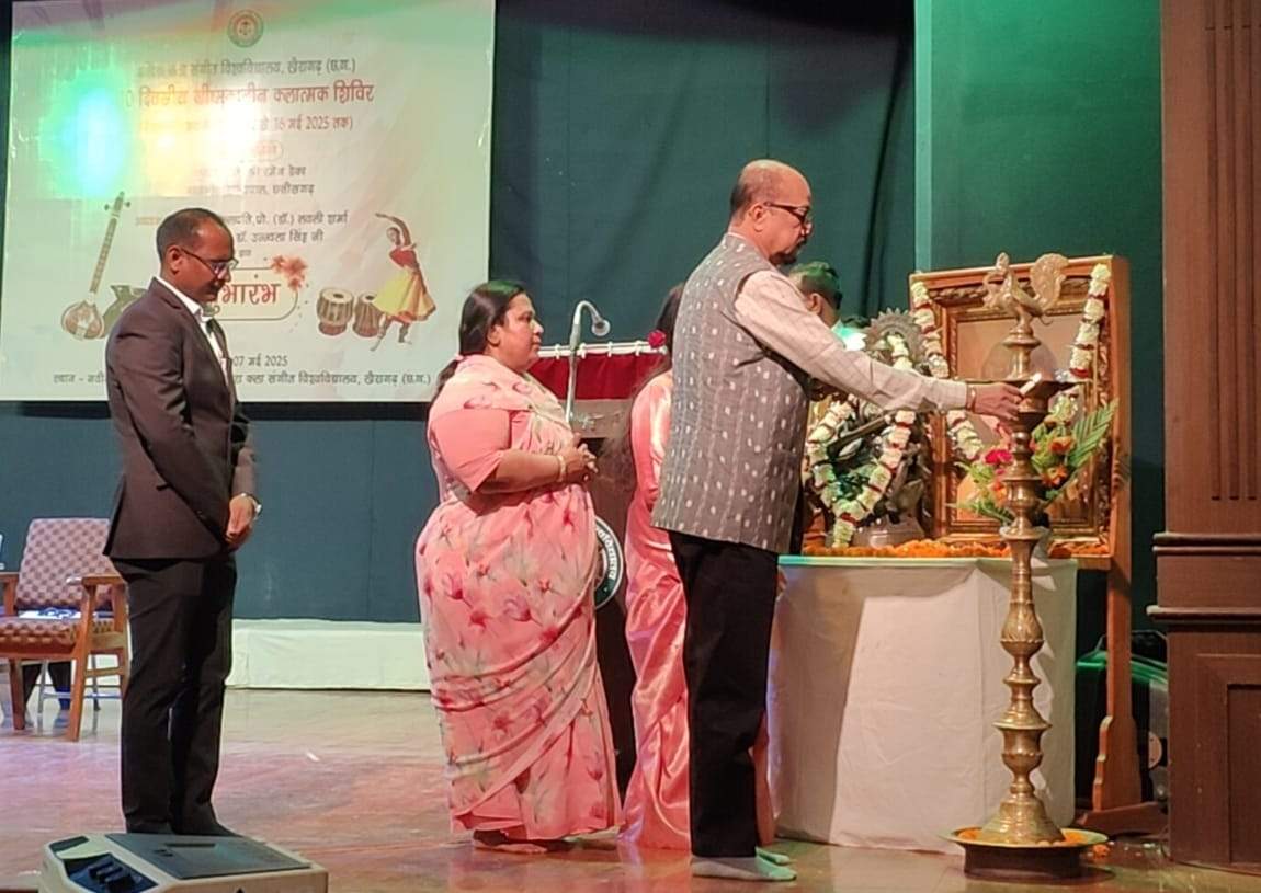 संगीत, कला व संस्कृति समाज तथा प्रदेश की जीवन रेखा होती है-डेका