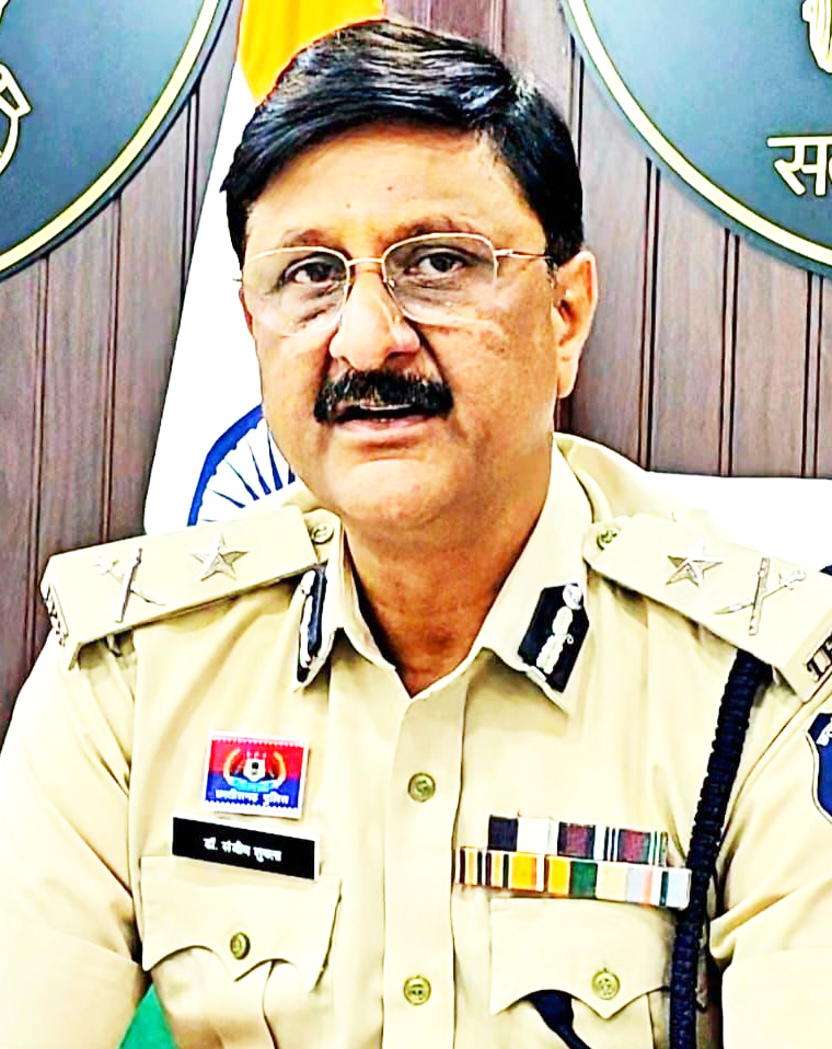 आईजीपी ने की पुलिसिंग की गहन समीक्षा, एसपी ने की सामाजिक समरसता पर मंथन आईजीपी ने की पुलिसिंग की गहन समीक्षा, एसपी ने की सामाजिक समरसता पर मंथन