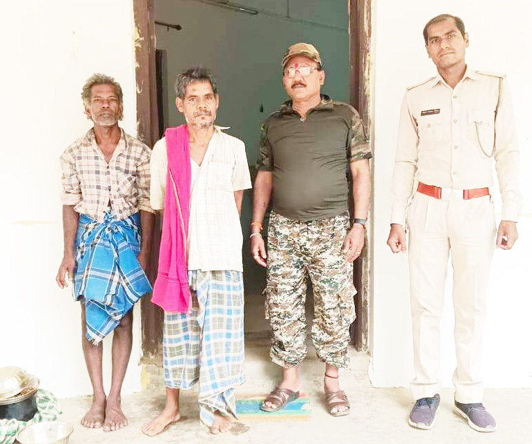 कोटरी का शिकार, दो  आरोपी गिरफ्तार