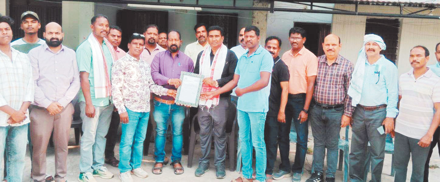 सूरजपुर हॉकी को छत्तीसगढ़ हॉकी से संबद्धता का मिला प्रमाण पत्र