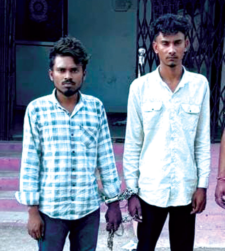 दो माह पहले बाइक चुराने वाले दो युवक गिरफ्तार दो माह पहले बाइक चुराने वाले दो युवक गिरफ्तार