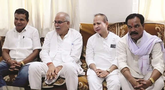 राहुल ने दीपक बैज की प्रशंसा में लिखा पत्र