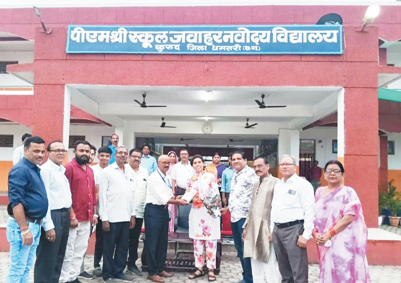 कुरुद नवोदय में प्रतिभा सम्मान