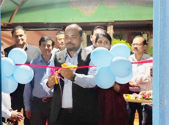  एनएमडीसी बैला क्लब बचेली में तरणताल का उद्घाटन, बच्चों सहित कर्मी अब गर्मी में तैराकी का ले पाएंगे लुत्फ