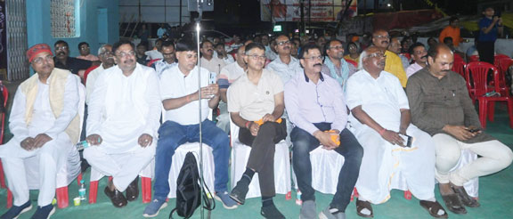 भारत मां का है वरदान, नमो अब प्रहार करो के आह्वान से गूंजा दुर्गा बाड़ी परिसर