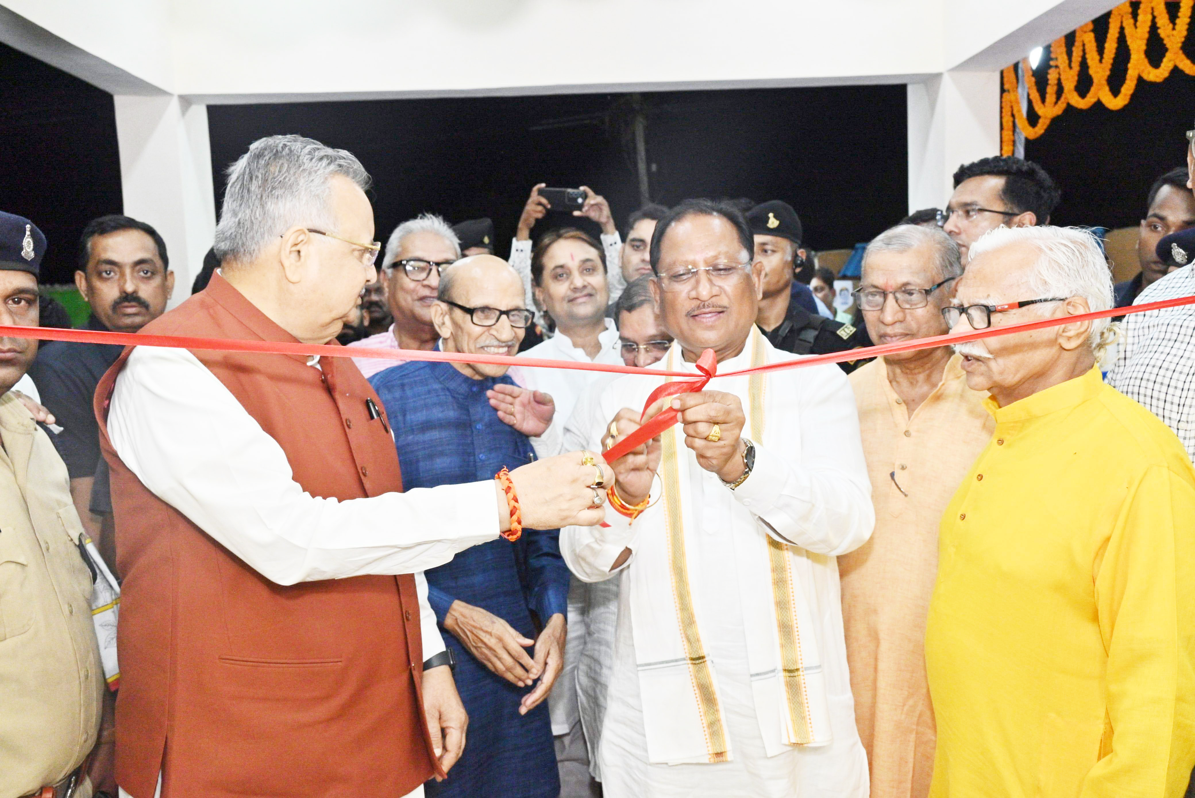 योजनाओं की सफलता का मापदंड केवल कागजी प्रगति नहीं -साय योजनाओं की सफलता का मापदंड केवल कागजी प्रगति नहीं -साय