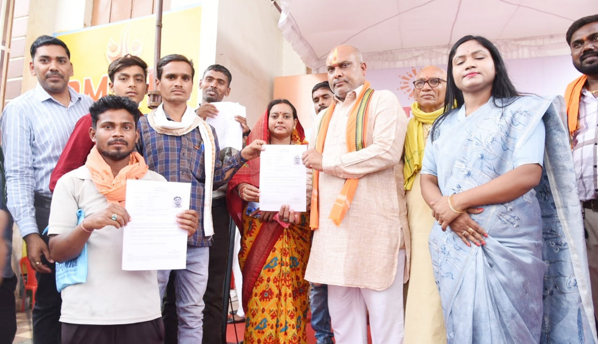 जनकल्याणकारी योजनाएं धरातल पर लागू कर रही सरकार-विधायक जनकल्याणकारी योजनाएं धरातल पर लागू कर रही सरकार-विधायक