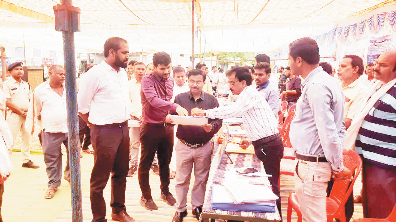 समाधान शिविर में साढ़े 9 हजार से अधिक आवेदनों का निराकरण