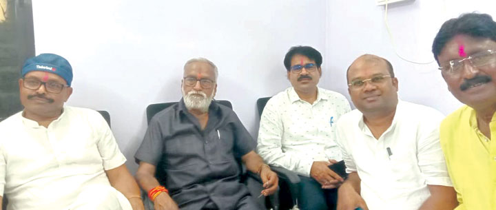 पुनर्निर्माण के बाद कर्मचारी भवन उद्घाटित, लंबित मांगों पर सरकार के रूख पर गहरी नाराजगी भी पुनर्निर्माण के बाद कर्मचारी भवन उद्घाटित, लंबित मांगों पर सरकार के रूख पर गहरी नाराजगी भी