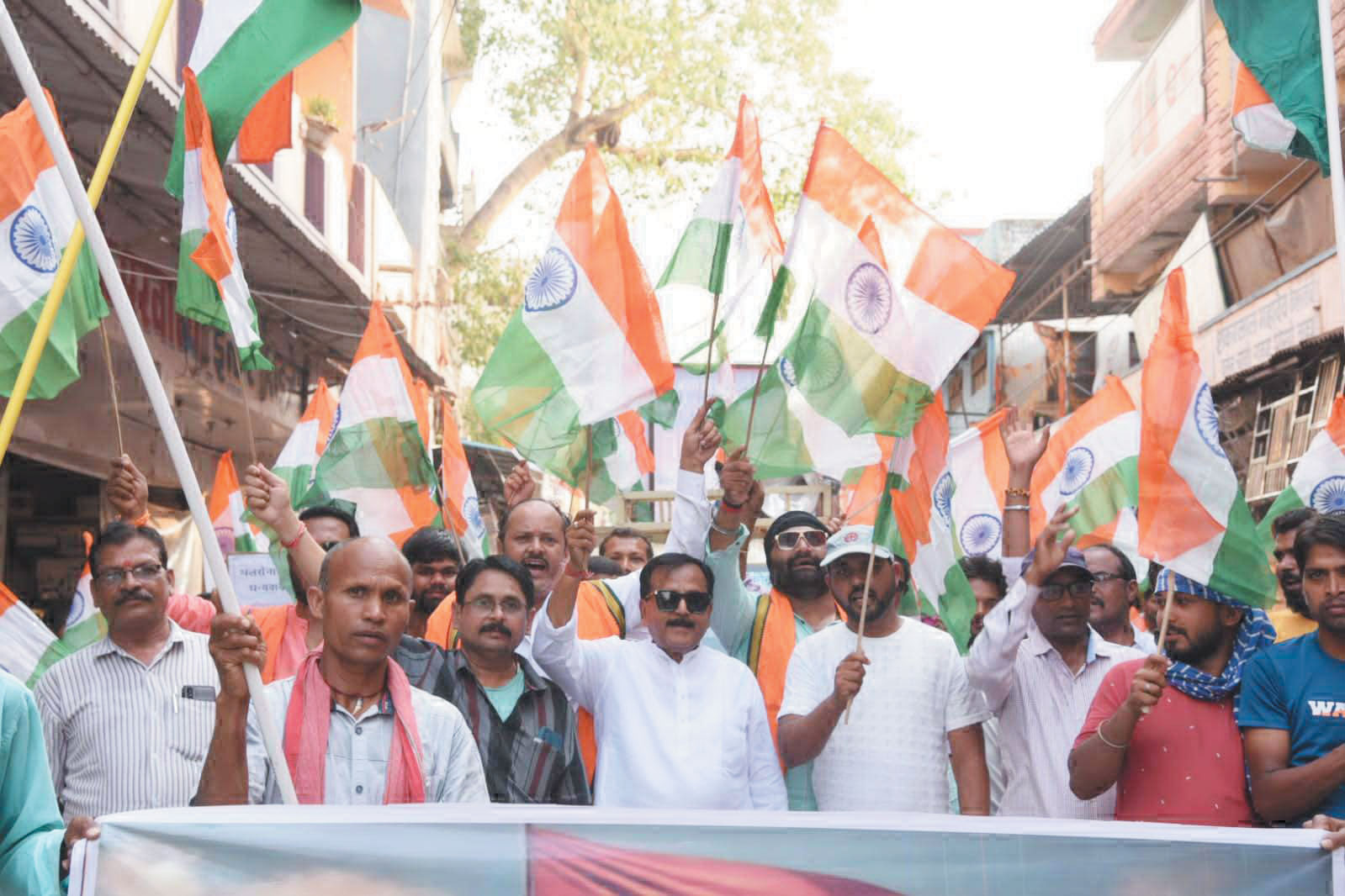 सांसद की पहल पर रेलवे ने दिया समाधान का आश्वासनी पहल पर रेलवे ने दिया समाधान का आश्वासन