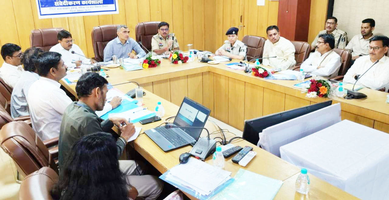 अपचारी बच्चों को अपराधी की तरह न देखें, उन्हें  सुधार और स्नेह की जरूरत-कलेक्टर