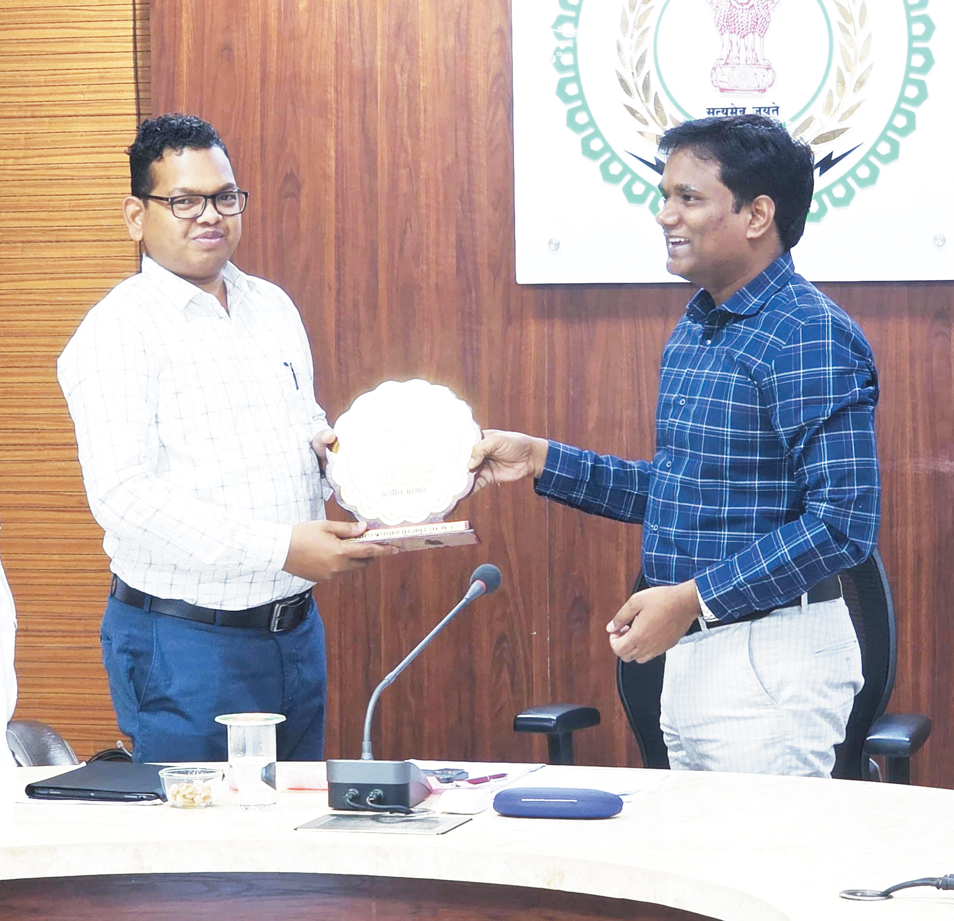 भटगांव तहसीलदार सम्मानित