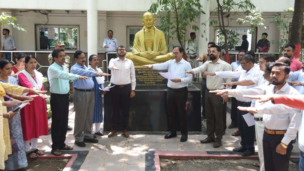 आतंकवाद के खिलाफ बिलासपुर प्रशासन ने ली एकता और शांति की शपथ