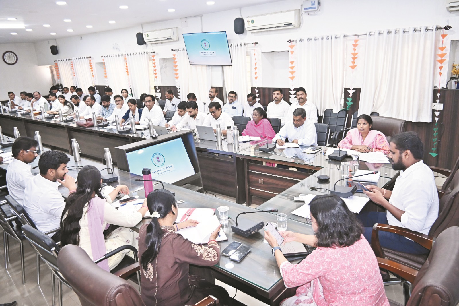 अमानक बीज-खाद बेचने वाले पर होगी सख्त कार्रवाई, दुकानें होंगी सील