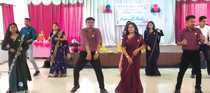 विप्र कॉलेज में ‘मिलते रहना’ समारोह विप्र कॉलेज में ‘मिलते रहना’ समारोह