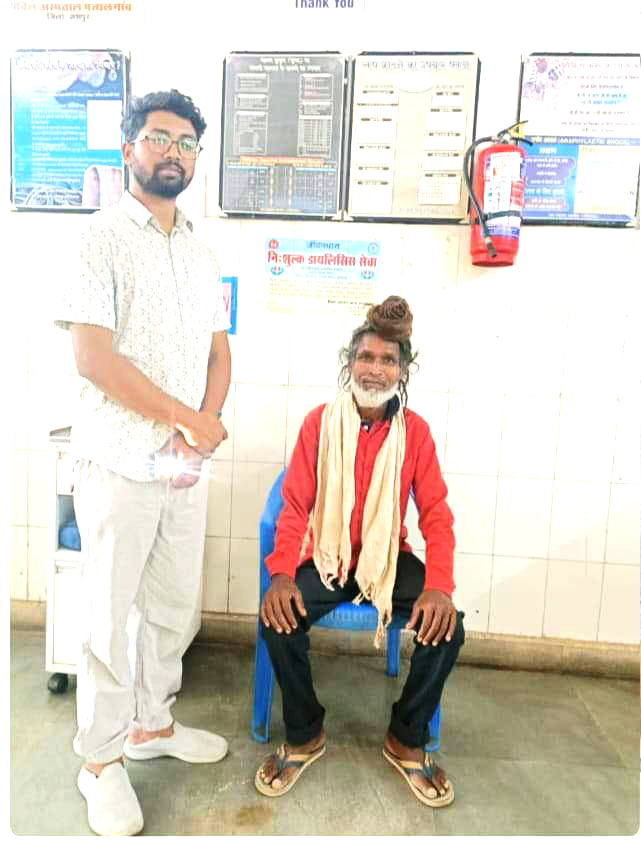 झाड़ फूंक करने वाला बाबा को सांप ने काटा, डॉक्टर ने बचाई जान झाड़ फूंक करने वाला बाबा को सांप ने काटा, डॉक्टर ने बचाई जान