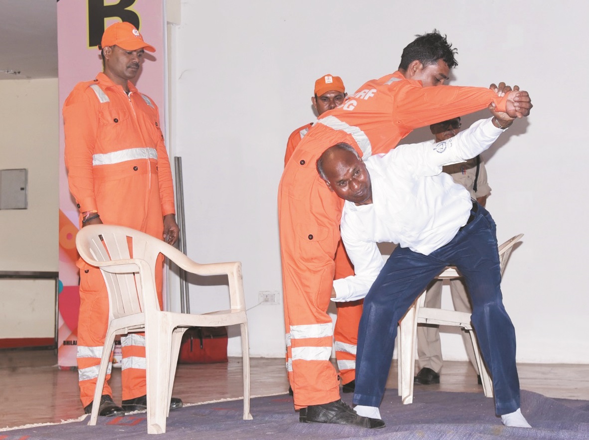 बीआईटी में सिविल डिफेंस का प्रशिक्षण, सुरक्षा के लिए मिली व्यापक जानकारी