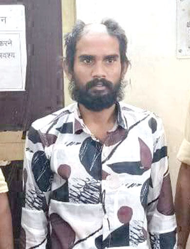 मुफ्त में शराब न देने पर सेल्समैन से मारपीट करने वाला एक गिरफ्तार, तीन फरार मुफ्त में शराब न देने पर सेल्समैन से मारपीट करने वाला एक गिरफ्तार, तीन फरार