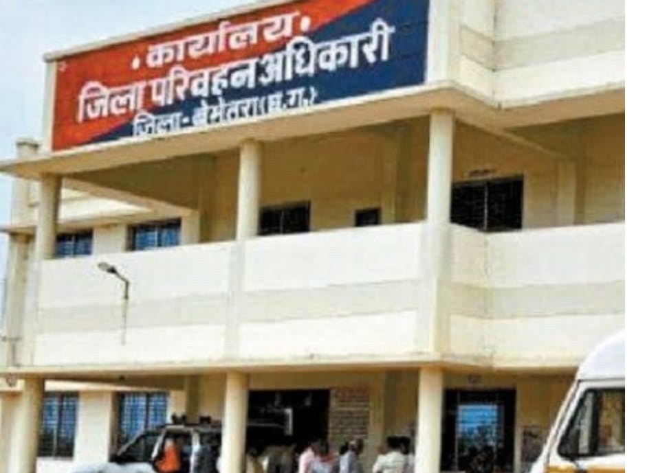 हाई सिक्योरिटी रजिस्ट्रेशन: मात्र 12 फीसदी वाहन मालिकों ने किया आवेदन हाई सिक्योरिटी रजिस्ट्रेशन: मात्र 12 फीसदी वाहन मालिकों ने किया आवेदन