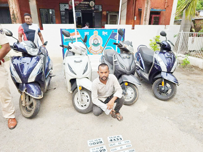 चोरी के वाहन से शराब परिवहन करने वाला आरोपी पकड़ायाचोरी के वाहन से शराब परिवहन करने वाला आरोपी पकड़ाया