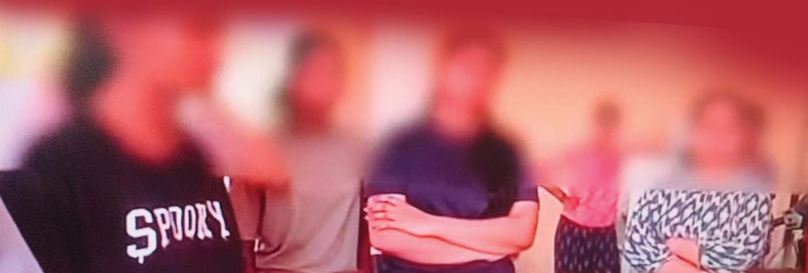ठाकरे विवि में रात छात्रों की अश्लील हरकतों से त्रस्त छात्राओं का बवाल ठाकरे विवि में रात छात्रों की अश्लील हरकतों से त्रस्त छात्राओं का बवाल