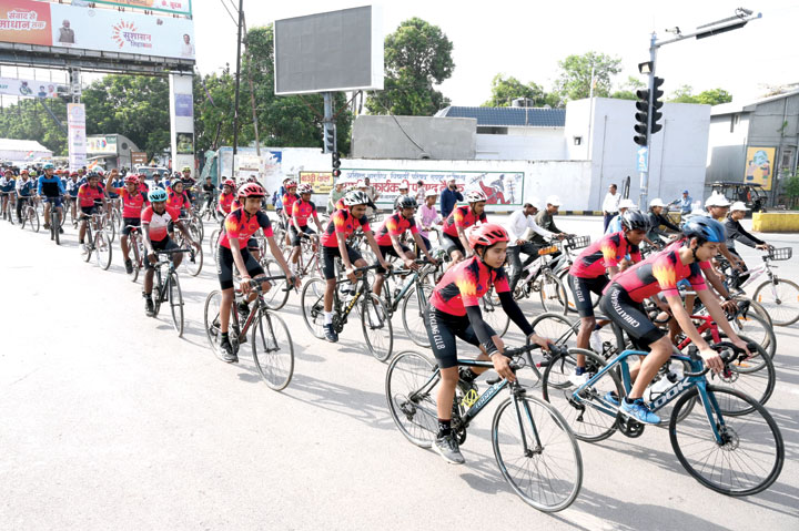 विश्व सायकल दिवस पर रैली विश्व सायकल दिवस पर रैली