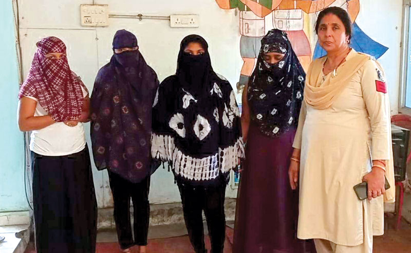 किराए के घर में देह व्यापार करा रही महिला दलाल को जेल किराए के घर में देह व्यापार करा रही महिला दलाल को जेल