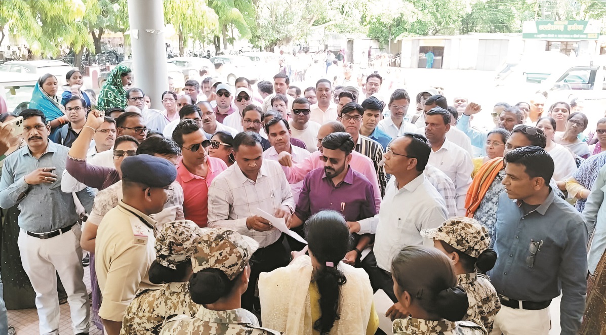 युक्तियुक्तकरण में नियमों की अनदेखी का आरोप, काउंसलिंग का करेंगे बहिष्कार