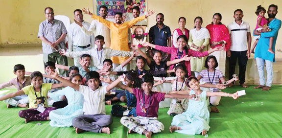 आर्ट ऑफ लिविंग उत्कृष्ट योगा का समापन