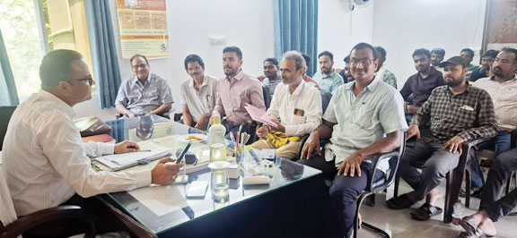 चोरी की वारदातें बढ़ी, सुरक्षा को लेकर एसडीओपी से मिले कारोबारी