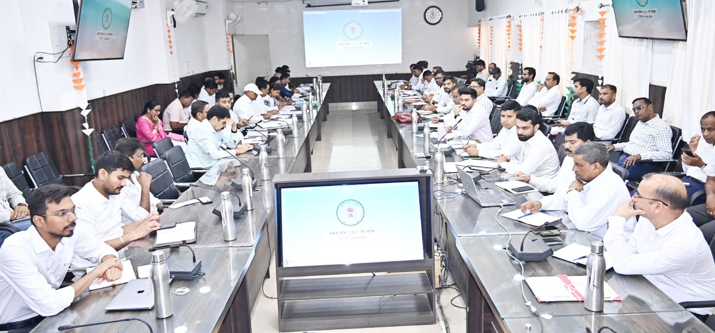 धरती आंबा ग्राम उत्कर्ष अभियान से 108 आदिवासी बहुल गांव होंगे समृद्ध