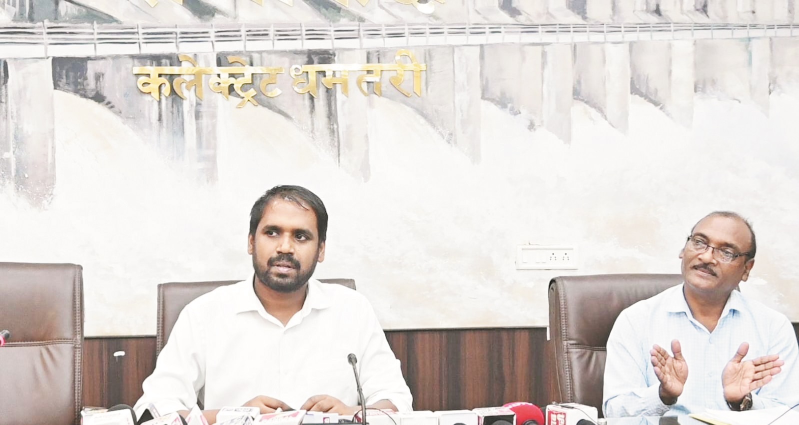 युक्तियुक्तकरण पर कलेक्टर ने कहा- सुधरेगा छात्र-शिक्षक अनुपात