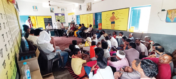 कोयला खनन परियोजना: ग्रामसभा में प्रभावितों ने मांगी नौकरी