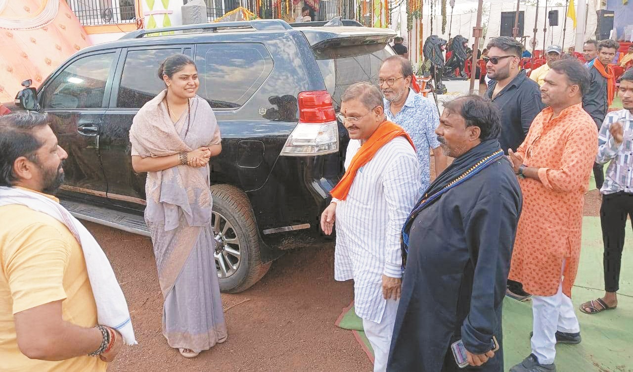 प्राण-प्रतिष्ठा समारोह में सांसद हुए शामिल