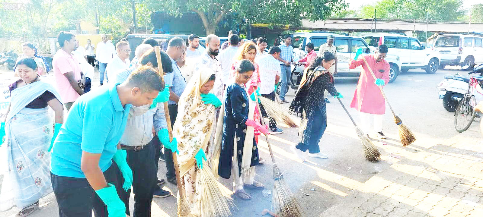 कलेक्टर का दल्लीराजहरा दौरा, बीएसपी अफसरों को जनहित के कार्यों को प्राथमिकता देने निर्देश