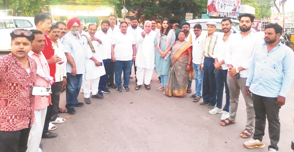 अपनों को खोने का एहसास बहुत ही दुखद-अरुण वोरा