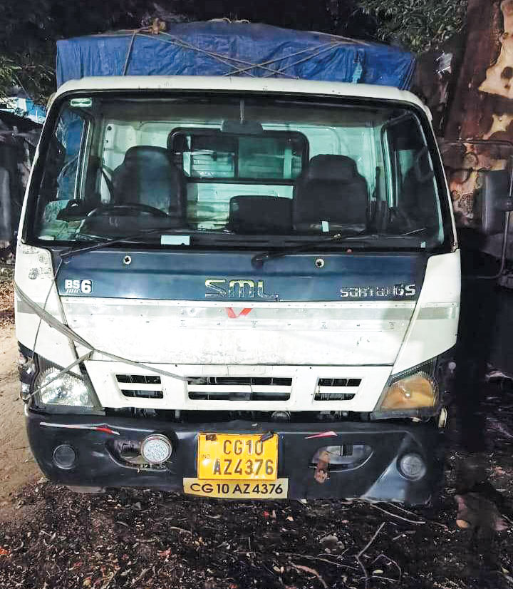  कोरबा से लाया जा रहा अवैध कबाड़ बरामद