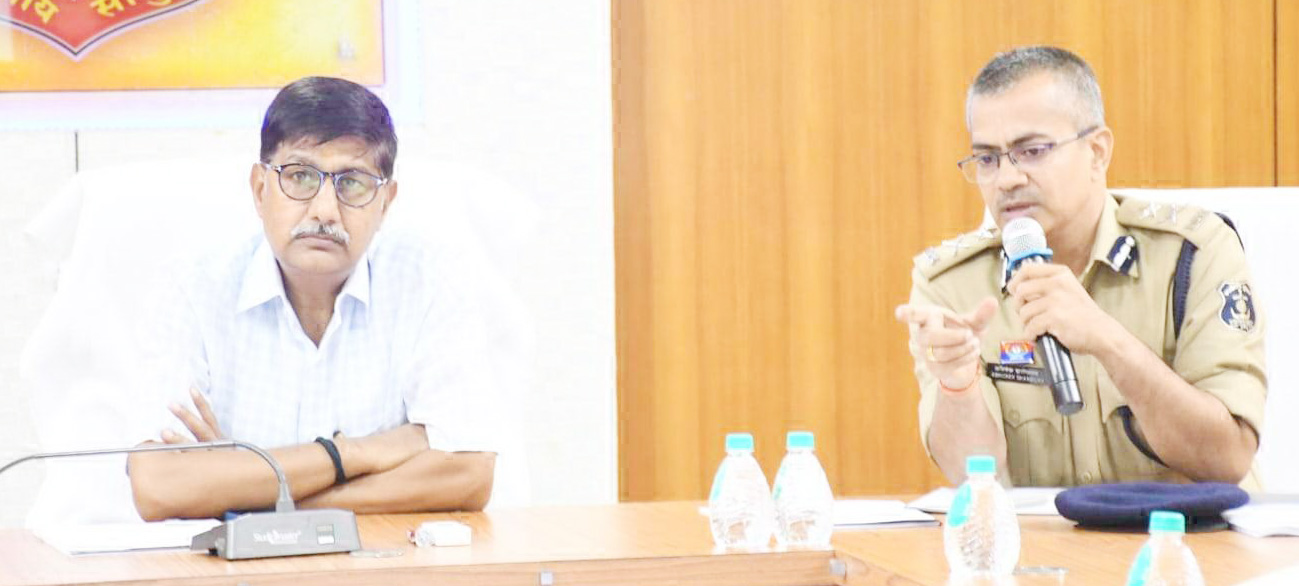 पहले दौरे में डीजीपी का सख्त पुलिसिंग और अनुशासन पर जोर