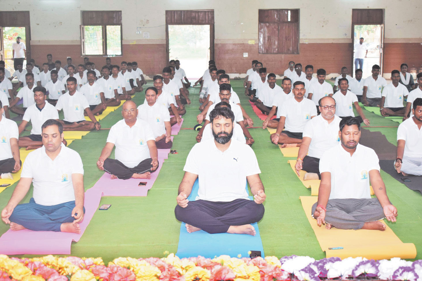 कम्युनिटी हाल में महाकुंभ-योग उत्सव शुरू