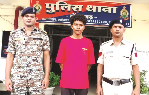 लोहे के औजार से हमला, गिरफ्तार