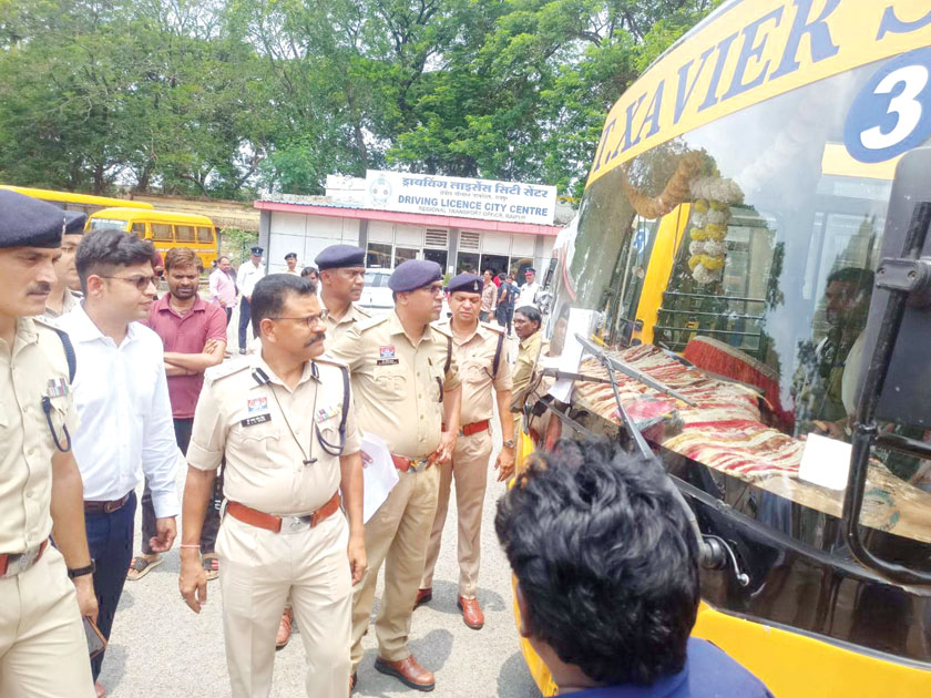 गोयल, केपीएस, ब्रह्मविद समेत कई स्कूलों की बसों में मिली खामियां