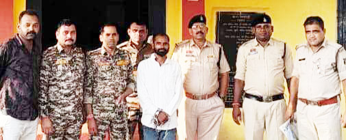 हत्या की जांच करने पहुंची पुलिस को विरोध  का करना पड़ा सामना, आरोपी गिरफ्तार