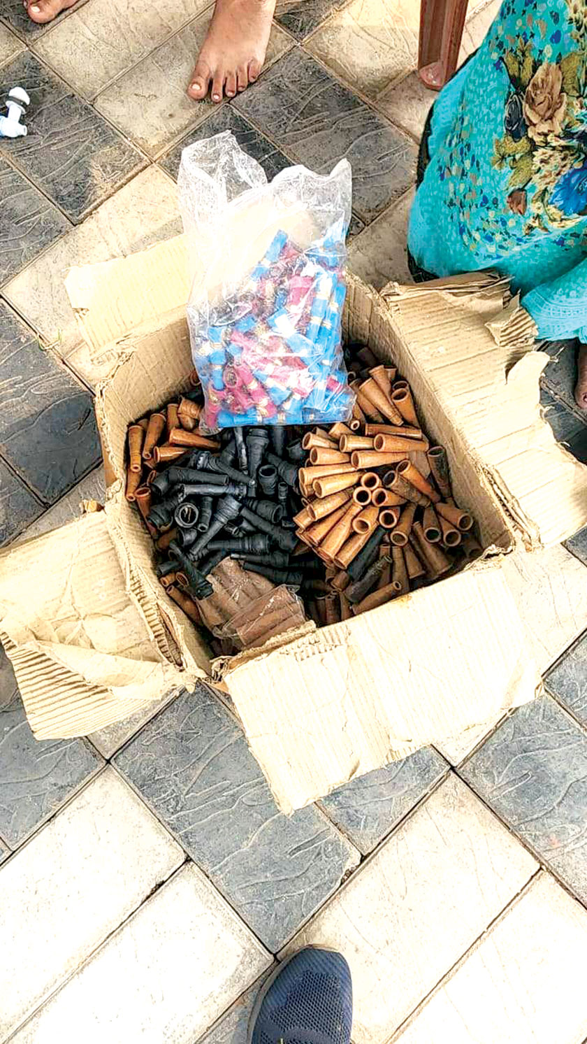 गांजा, चाकू- उस्तुरे के साथ पान ठेला संचालक गिरफ्तार