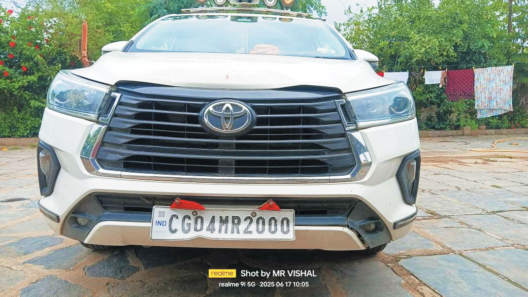 अचानक ब्रेक, पीसीसी चीफ के काफिले की 6 गाडिय़ां आपस में टकराईं