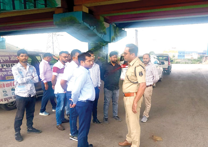 भारी मालवाहकों के लिए धनेली-सांकरा अंडरब्रिज बंद