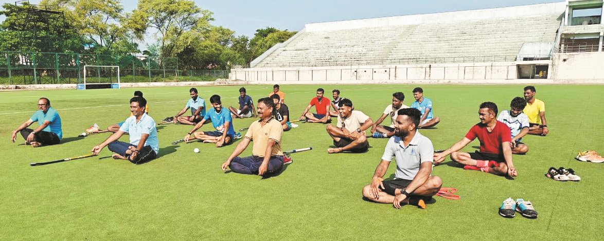 खिलाडिय़ों ने योग कर मनाया योग दिवस