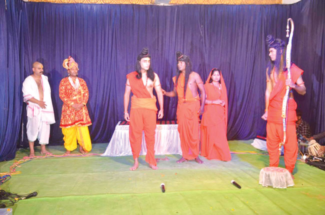 तापस वेश बिसेष उदासी, चौदह बरिस रामु बनवासी- महन्त