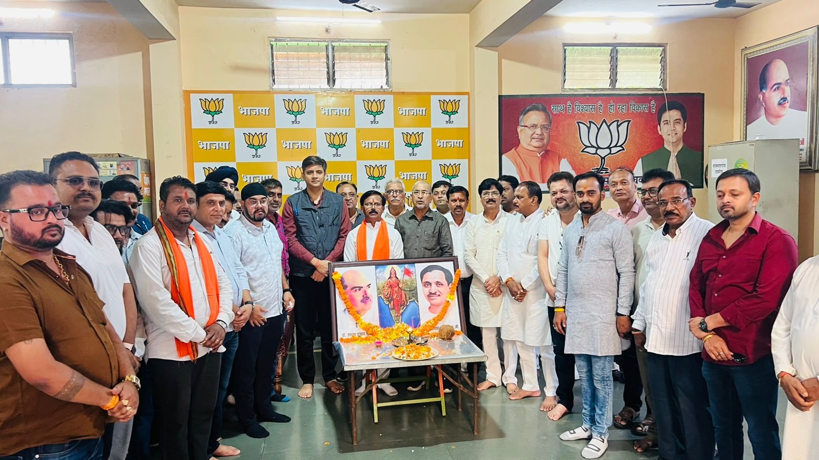 मुखर्जी ने कश्मीर में 370 का किया था विरोध-अभिषेक मुखर्जी ने कश्मीर में 370 का किया था विरोध-अभिषेक